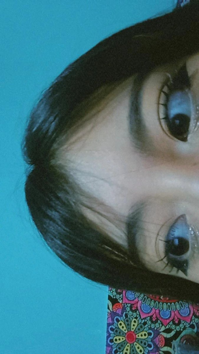 melanie tweet media