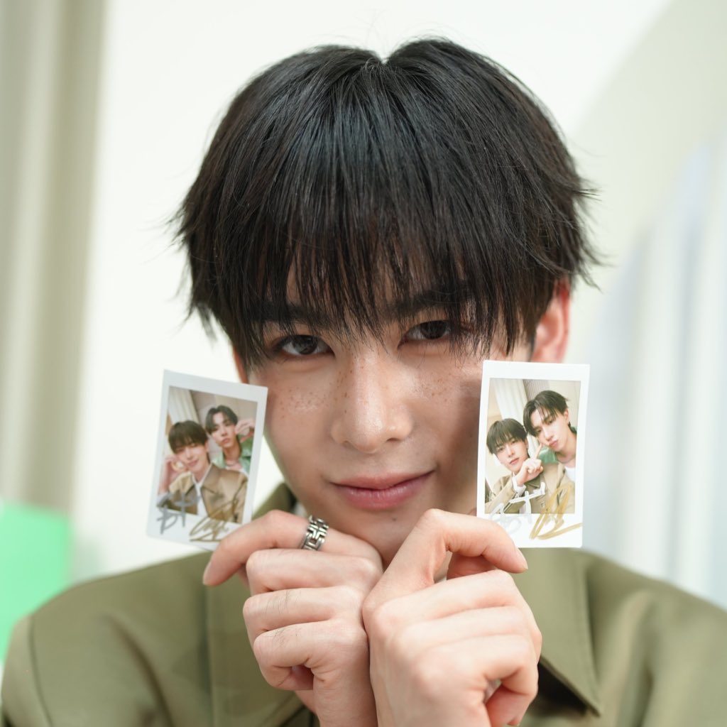 Laura 🩵 tweet media