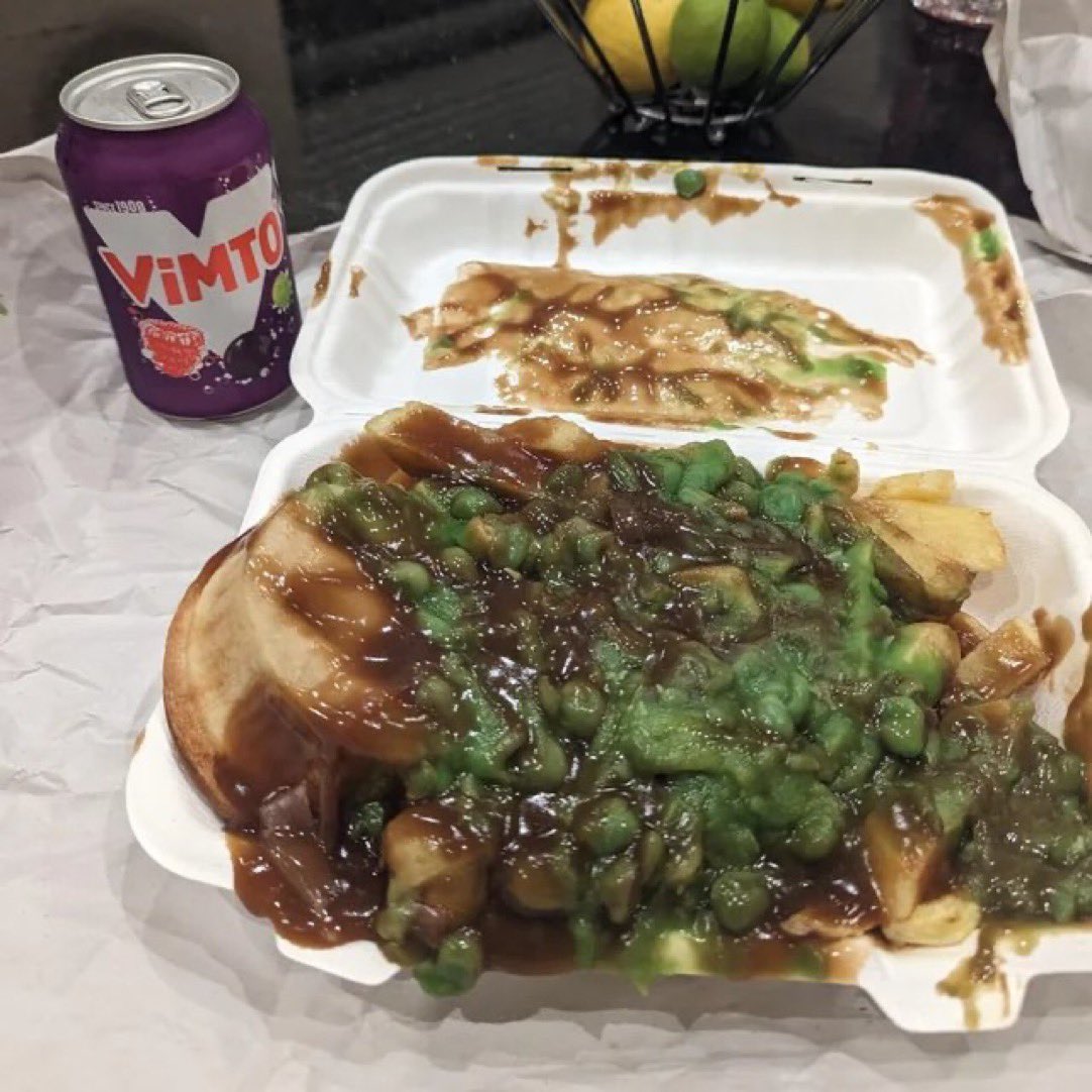 No Context Brits tweet media