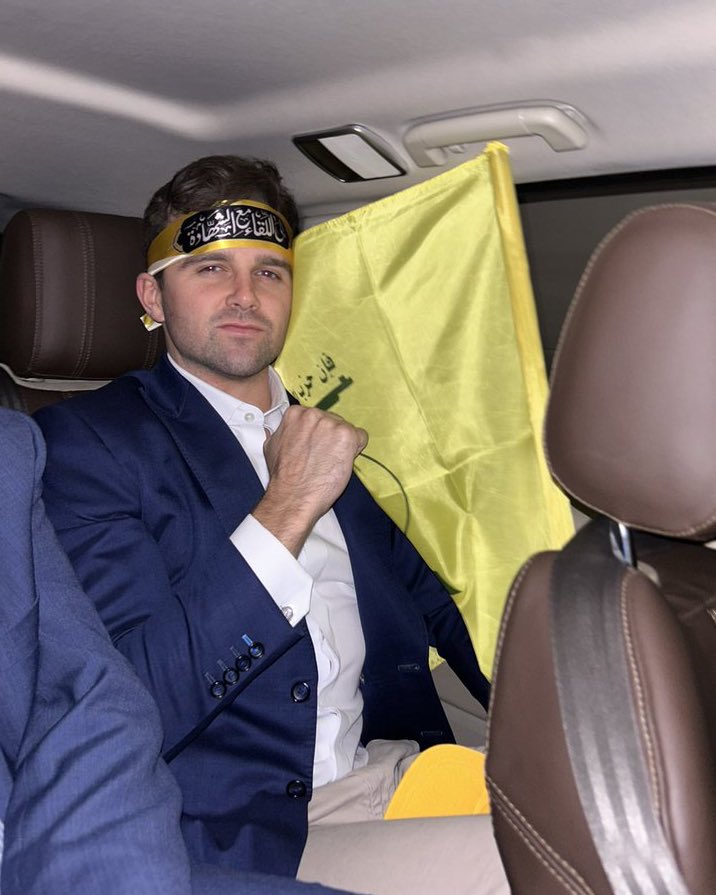 Leyva DeGaulle ☭☰ tweet media