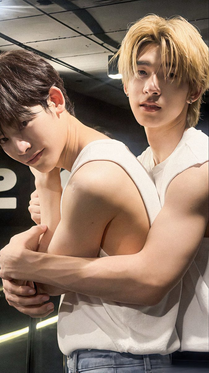 hanni ★ | teeteepor ♡ tweet media