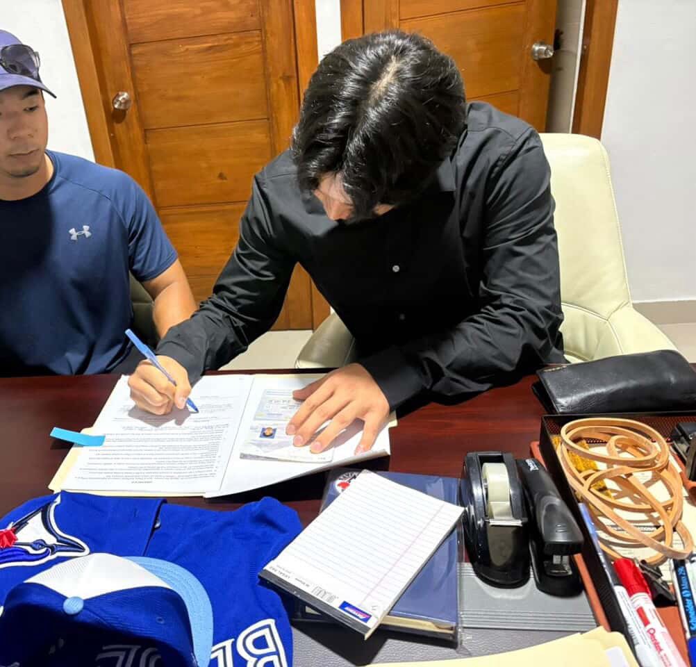 Francys Romero tweet media