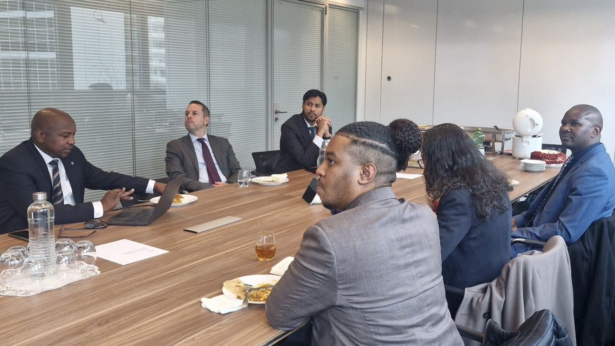 The Commonwealth tweet media