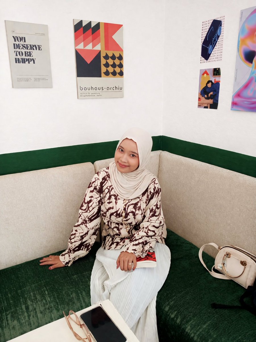 aissyA 🦋 tweet media