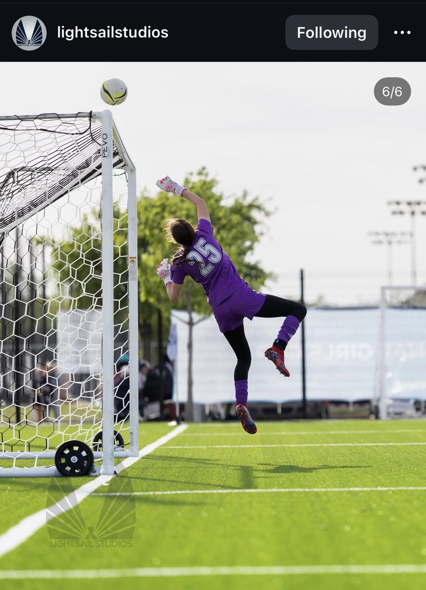 skytomak25's tweet photo. Thank you LightSail Studios for the amazing PICTs! 🦒⚽️💪🏻 https://t.co/5ZVDlZM3X6