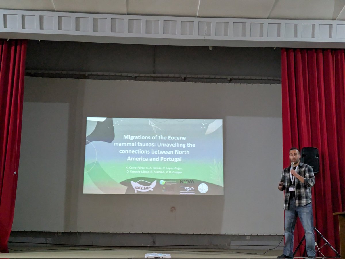DarioEstraviz's tweet photo. Grande @XairoCalvo presentando en el @EJIP2026 #EJIP2026 nuestro trabajo sobre las migraciones de mamíferos de Norteamérica a Portugal! 

@Roberta__aska @victorlr15 @vidacres https://t.co/JclinuL1JA