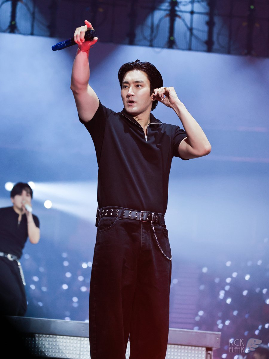 kckelfhk's tweet image. HBD 👑 #Siwon #시원 @siwonchoi 
#시원이의봄날_생일축하해 #HappySiwonDay

20260403&amp;amp;04 Super Show 10 SJ-CORE in Seoul

#슈퍼주니어 #SJ #Superjunior @SJofficial 
#20thAnniversaryTour