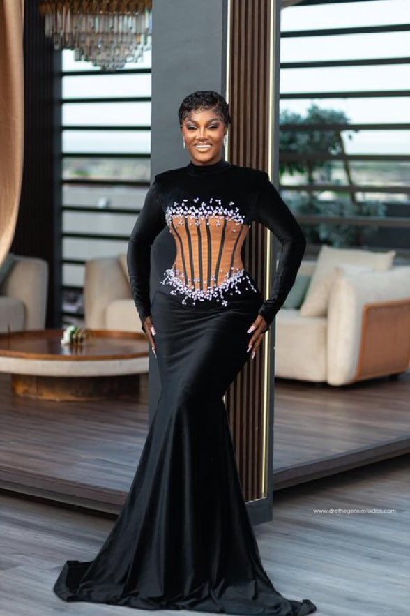 BluvBruv's tweet image. Actress. CEO. Founder.
Charly is doing it all and doing it well
Happy birthday to a real hustler
#HappyBirthdayCharly #CharlyCares