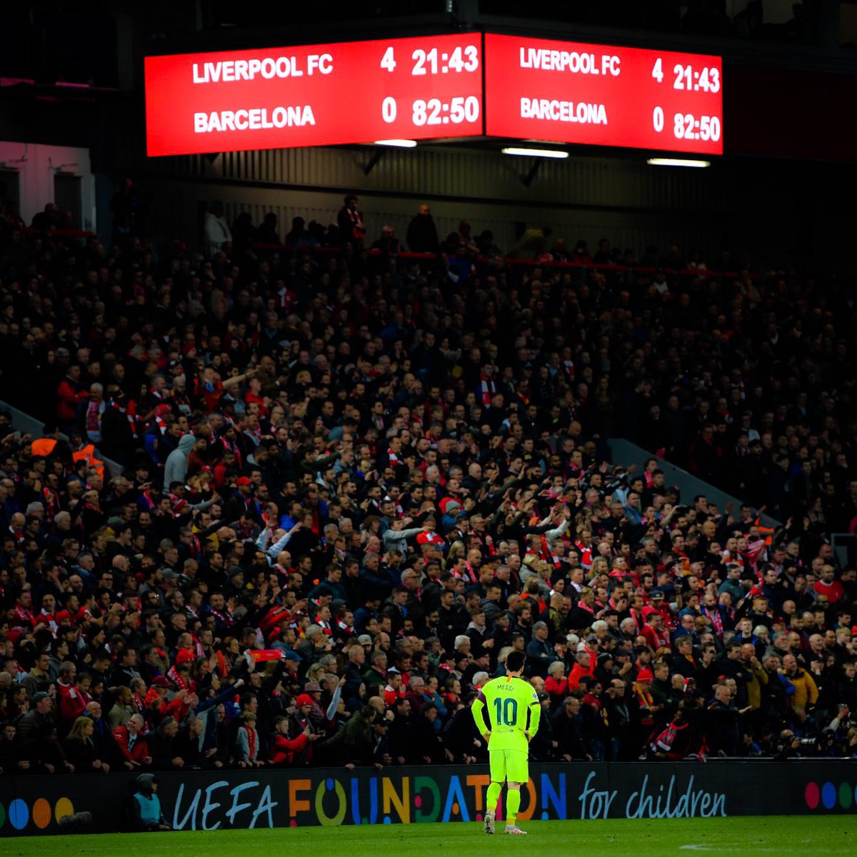 Jolie 📯 tweet media