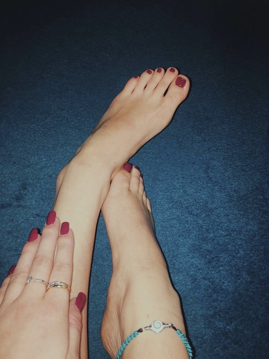 AlexisQ43753's tweet photo. If anyone wants to send mommy $$$ on cashapp hmu or send the money my cashapp is $Alexisquinter0 I also sell content like pics and feet pics bundles only right now $20 each comes with 10 pictures and 2 feet pics ive already made quit a few sells !!! So hmu best prices for daddys https://t.co/knWvGwu5Eo