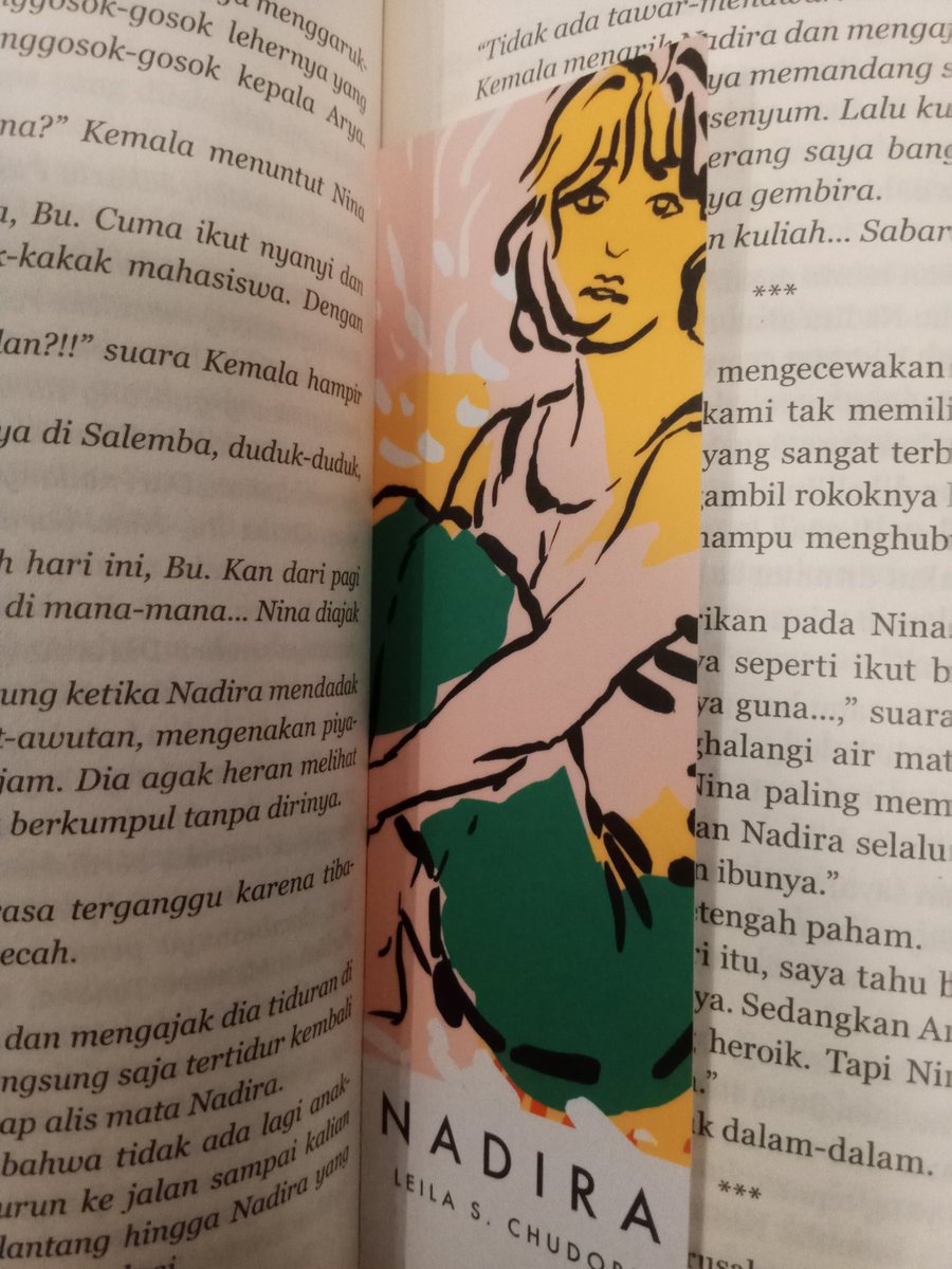 eulogizedme's tweet photo. [7/4/26] Nugas ekonomi lagi sebab kemarin ada soal yang ketinggalan ^—^ Segini dulu aja yah ♥️ Aku gak tega nyuekin buku aku dari kemarin huhu... Gudnait my beloved buddies 🫶🏻🌜 https://t.co/w348TGDfaN
