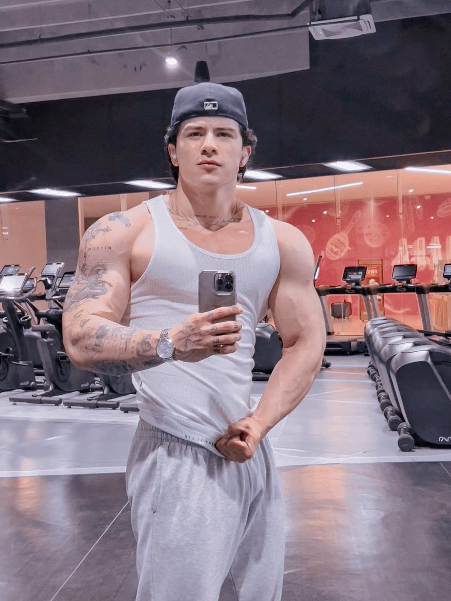 𝐌𝐀𝐓𝐓𝐈𝐀𝐒 ☄ tweet media