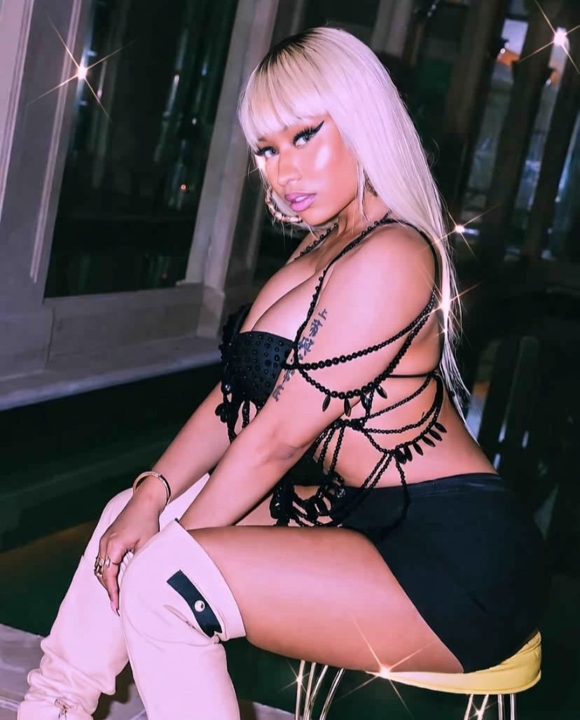 QueenNicki2024's tweet photo. No one's gonna come and feel up the Queen of Rap's tits?~ https://t.co/jxoS5SBiPR