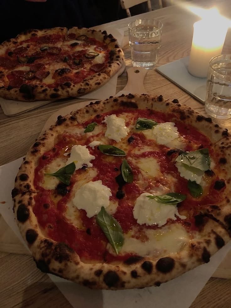 Olivia Voss tweet media