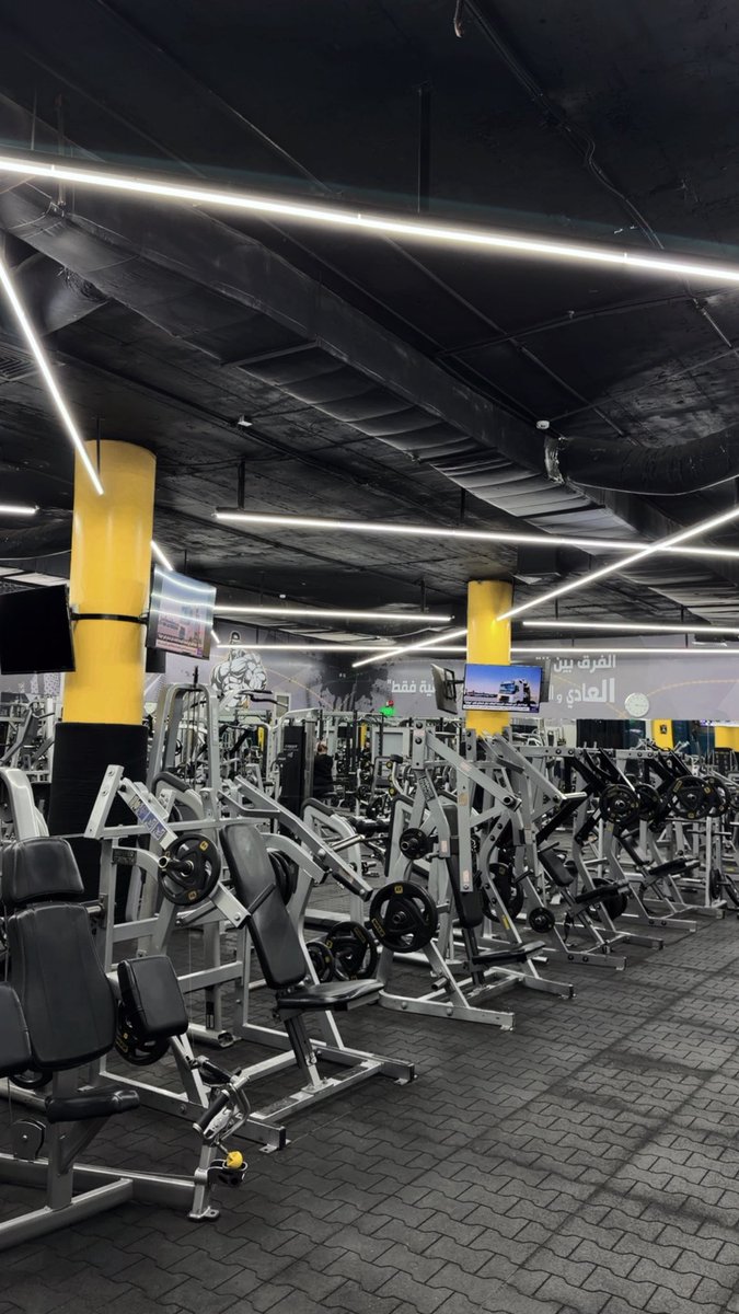 عزّام tweet media