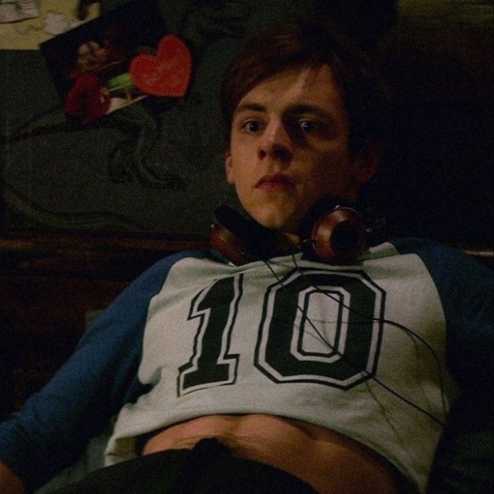 roro ~ .✦ ݁˖ tweet media