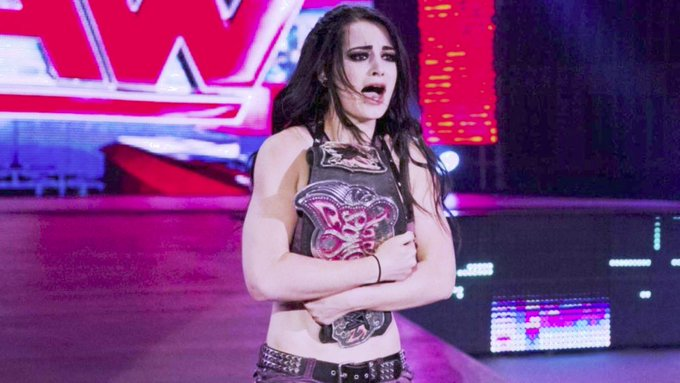 wrestle_hist's tweet photo. 4/7/2014    

Paige (in her main roster in-ring debut) defeated AJ Lee to become the new Divas Champion on RAW from the Smoothie King Center in New Orleans, Louisiana.    

#WWE #WWERaw #Paige #Saraya #ThisIsMyHouse #AJLee #DivasChampionship https://t.co/qGJRtggcDY