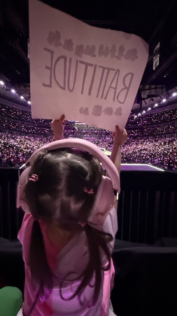 Baby_Once_21 🏰 tweet media