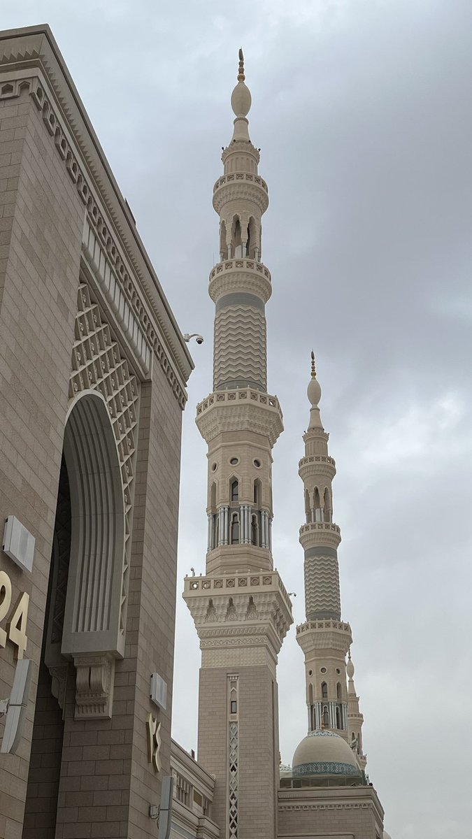 دُ ر ر tweet media