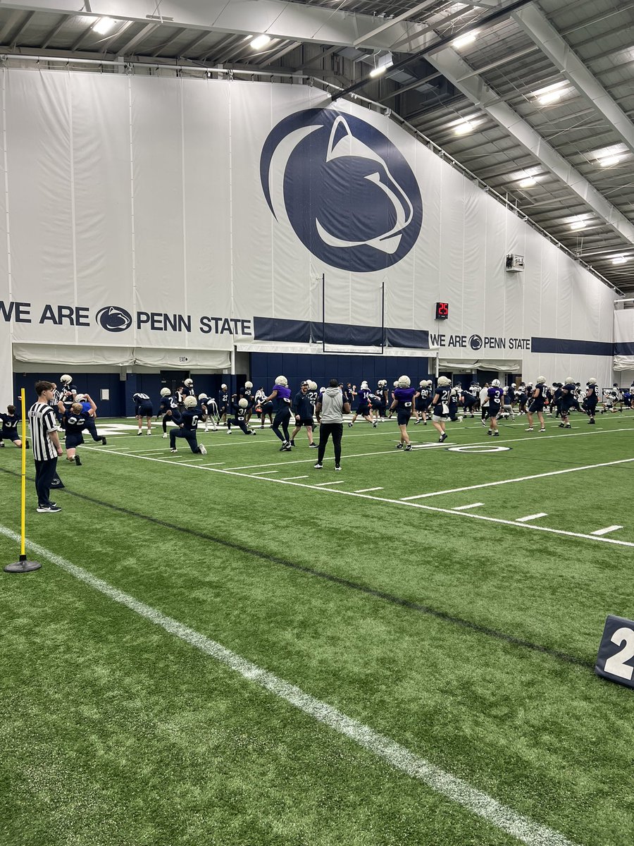 DCCfootball's tweet photo. 2026 Detroit CC Football College Bus Tour! 3rd Stop BIG 10 @PennStateFball! A place of tradition &amp; excellence! Thank you for providing a wonderful experience for our TEAM #WeAreCC https://t.co/W1oNV58Y1W