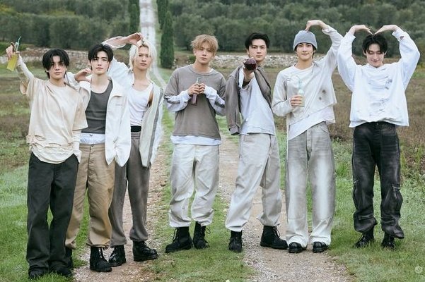 jaypril 0209 tweet media