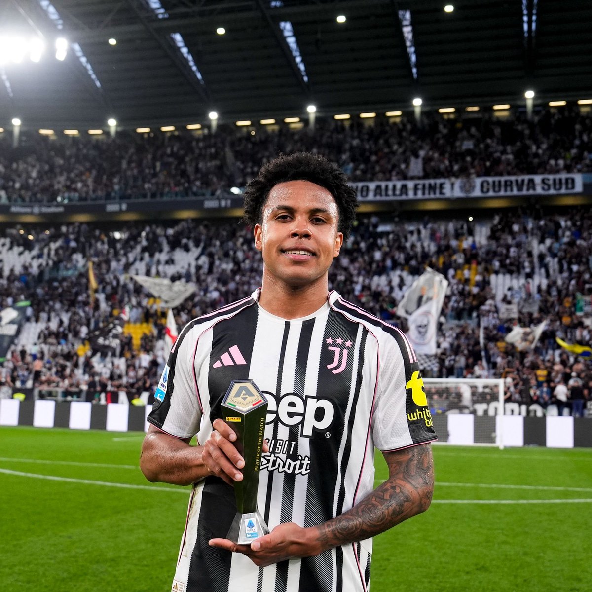SerieA_JP's tweet photo. ユヴェントス:ウェストン・マッケニー #JuveGenoa
ナポリ:マッテオ・ポリターノ #NapoliMilan https://t.co/LAIMLAzCHJ