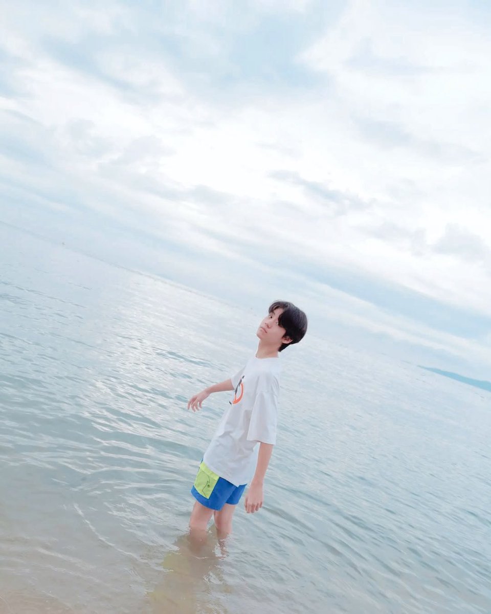 ALMOND PAGE tweet media