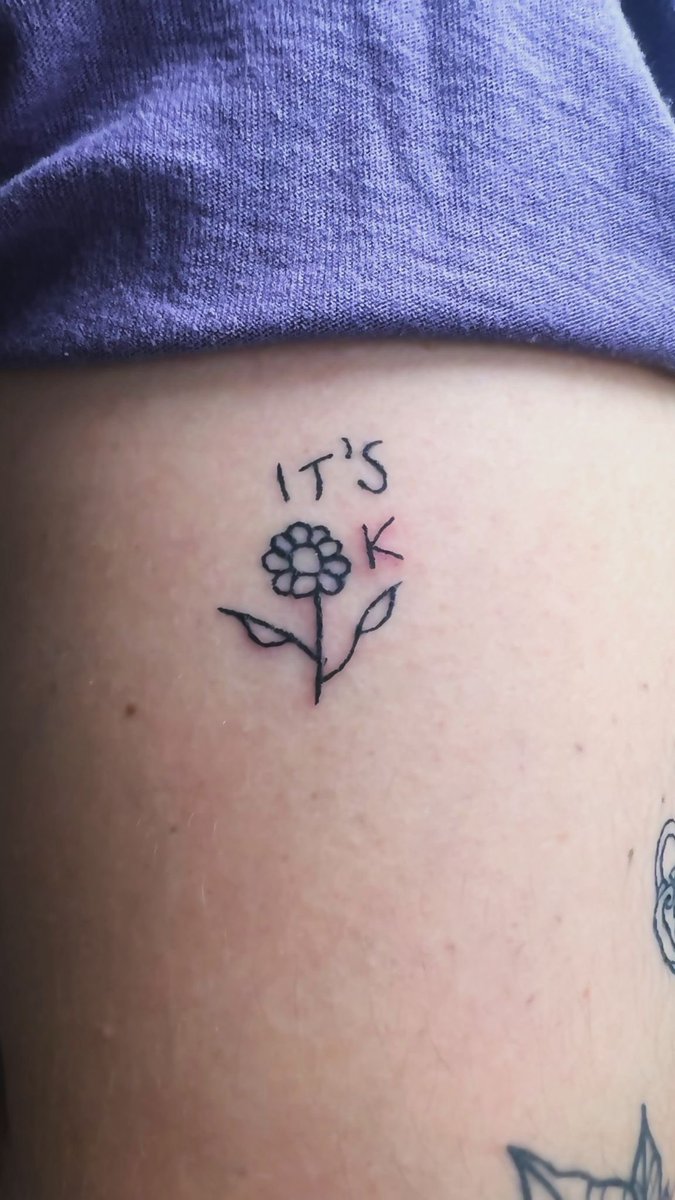 romiachabal's tweet photo. No subo mucha cosa acá pero me pueden seguir en mi página de ig brumatattoo_ 
Estoy empezando y tengo muchas promos disponibles 🩷 https://t.co/lVwnvGE8C4