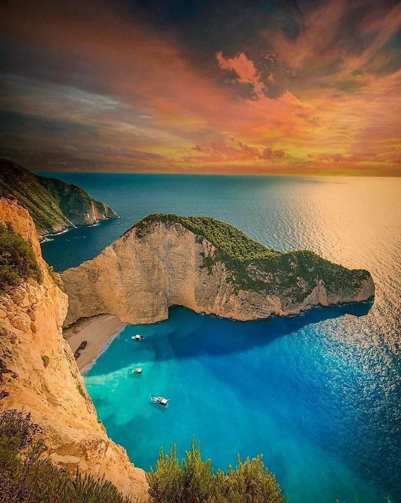 Earth Pictures (@__earthposts) on Twitter photo 