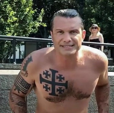 ErkaniHarbiyye's tweet photo. 🇮🇷Ebrahim Zolfaghari: Studied Mathematics, earned a PhD in Western Philosophy. A memorizer of the Qur’an. Speaks Persian,Arabic, English,and Hebrew

🇺🇸Hegseth: A TV charlatan, admirer of the Crusades, an alcoholic, a sex offender,and expelled from the military for being a Nazi. https://t.co/fXC2Yln9x0