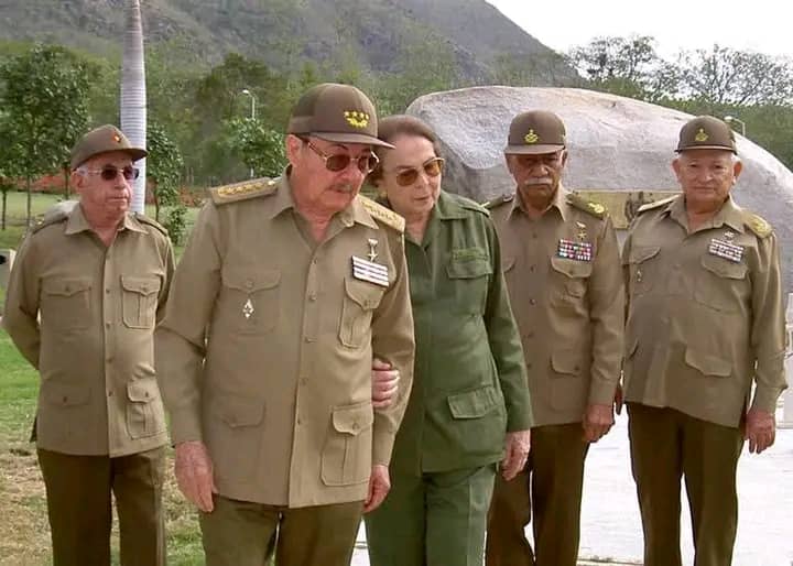 Carmen María Bruff Viera tweet media