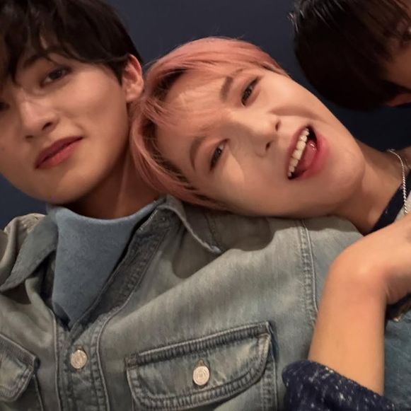 🍓🫐 tweet media