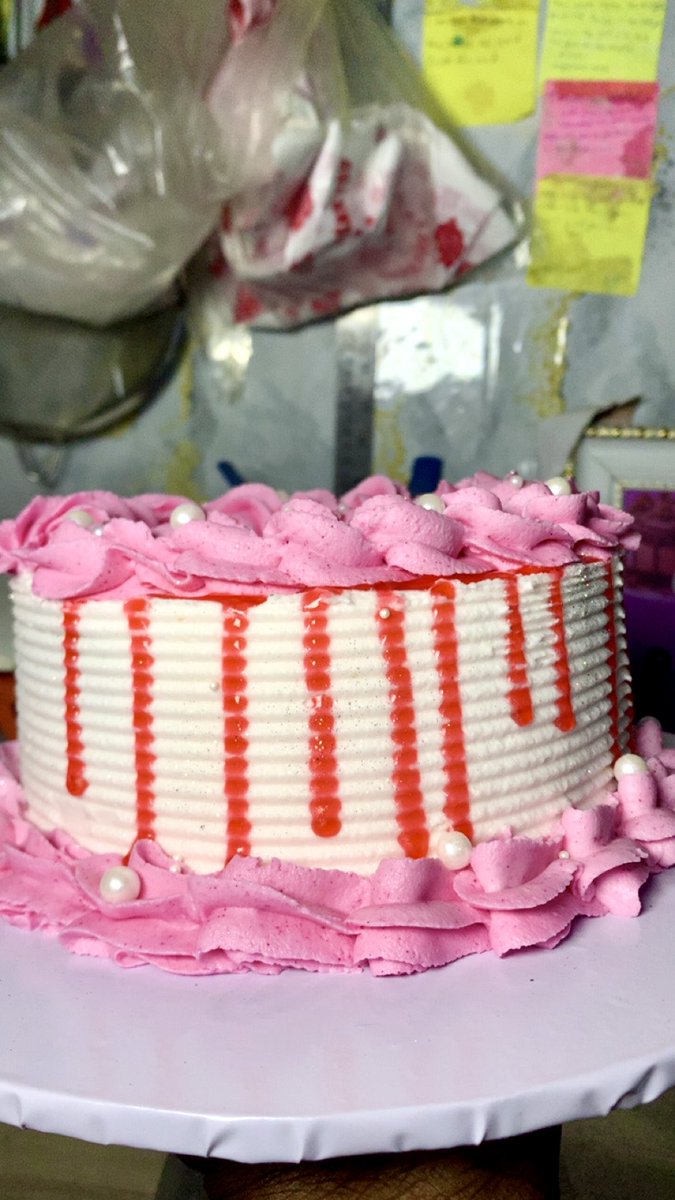 THE GLOBAL YOGURT SELLER tweet media