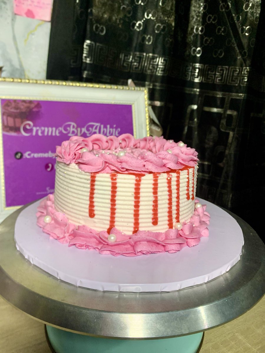 THE GLOBAL YOGURT SELLER tweet media