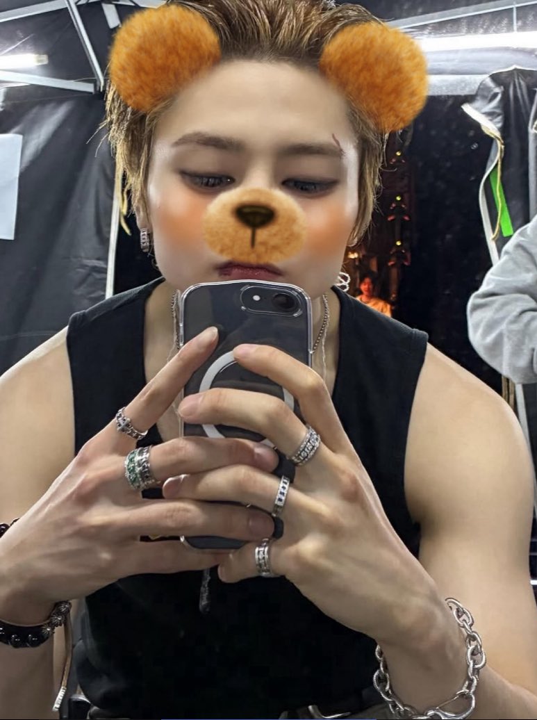 nathaniel tweet media