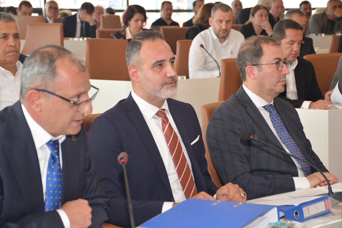 Akpartialanya07 tweet media