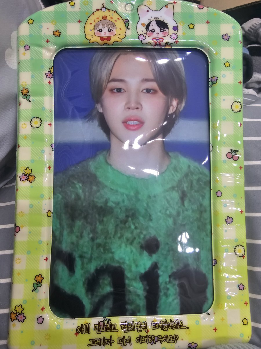 그래 결심했어!!!!!!!!

널 달고 다니겠엉ᕙ(•̀‸•́‶)ᕗ

저를 만나시는 분들~
저를 견디셔야 합니다!🤭

JIMIN JIMIN
#지민이랑_끝까지가기
#WithJiminTillTheEnd
#지민아사랑해_여전히
#지민 #JIMIN