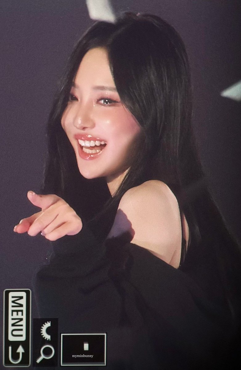 ningning medias 🪽 tweet media