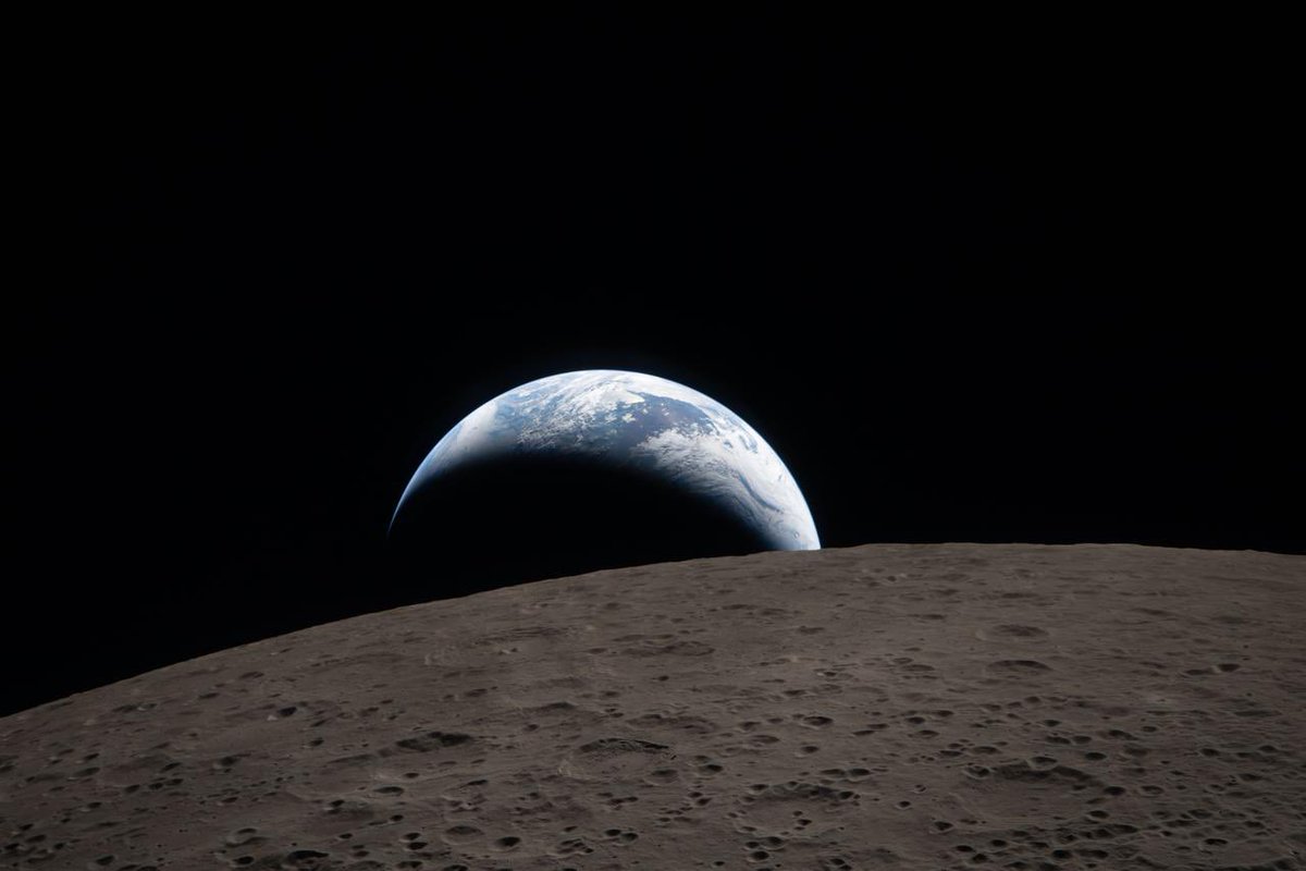 Epipapu's tweet photo. L’humanité. La technologie. L’immensité.

Grandiose.

@NASAArtemis https://t.co/Db6N9TskLq
