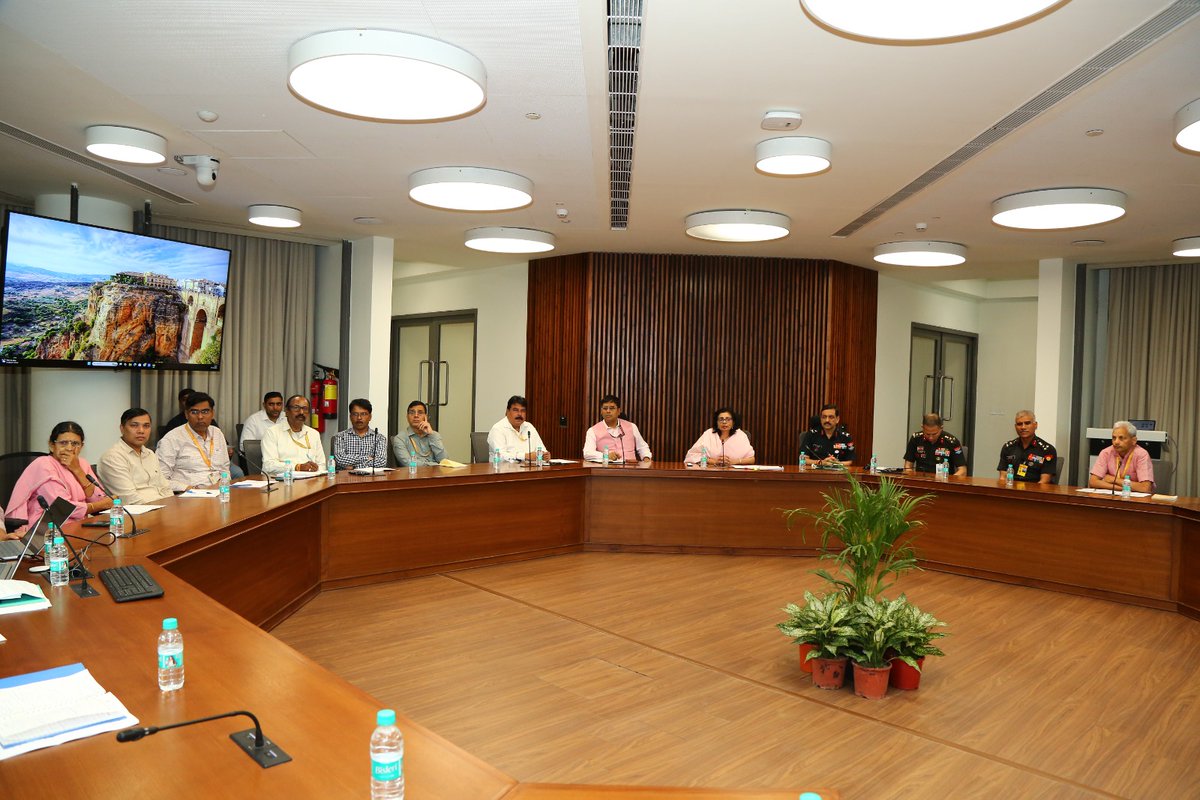 Deepak_DESW's tweet photo. 🚀 Empowering the future of veteran welfare through innovation!
As part of Sadhna Saptah, the Department of Ex-Servicemen Welfare (DESW) conducted an insightful webinar today, 07 April 2026.
#DESW #SadhnaSaptah #DigitalIndia #GenAI #ECHS #VeteranWelfare #TechInHealthcare https://t.co/jfOTDU12ZT