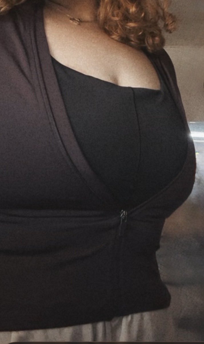 Moon🌙 tweet media