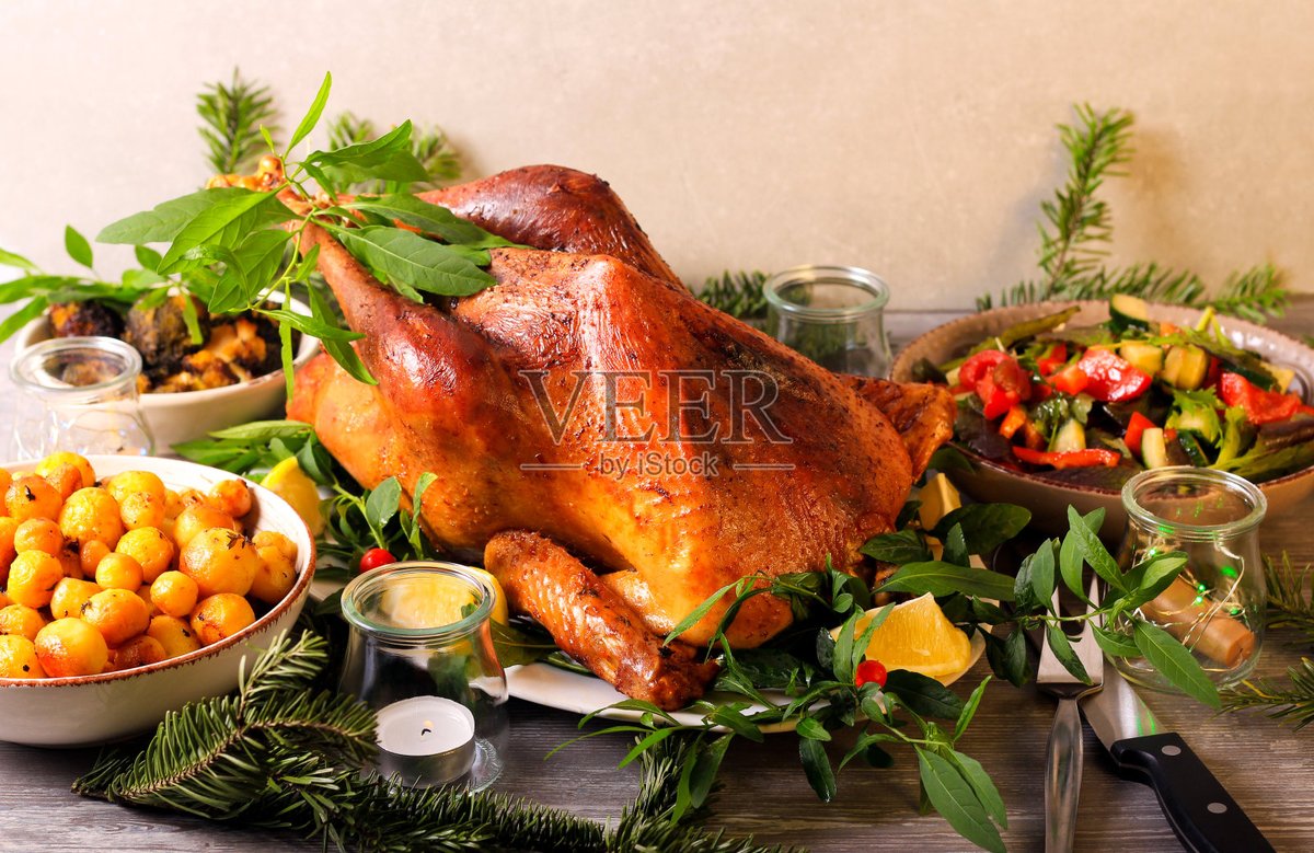 BurakCa22's tweet photo. [Celebrate the festival with our Limited-Time Feast! Crispy roasted turkey, honey-glazed ham, truffle mashed potatoes u0026 spiced apple pie. Grab yours before it’s gone!  #FestiveFeast] https://t.co/bsVeyPqS7Z