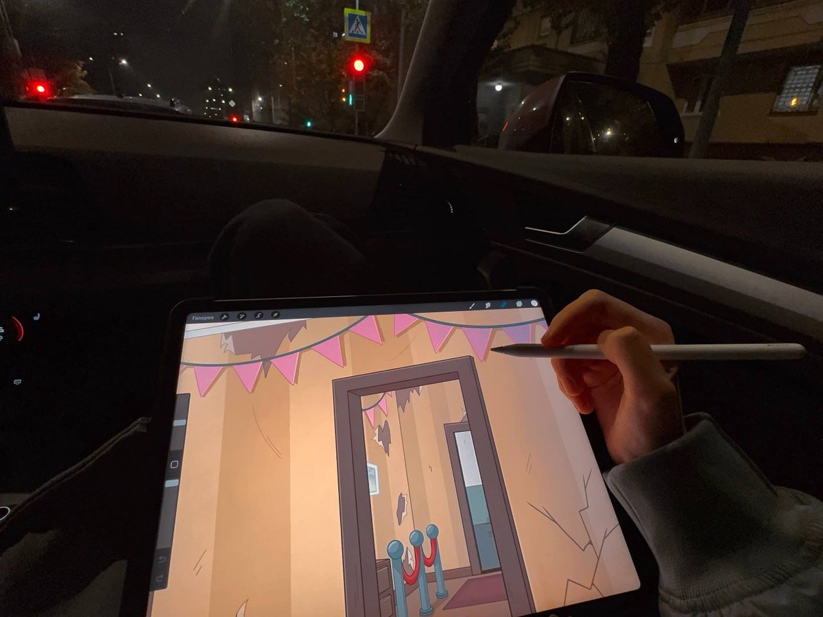 Studio__Phoenix's tweet photo. Phoenix like you've never seen before!

We're always sharing fun stuff from the office - but what about our remote team?

Someone's working even while sick - take care of yourself!)

 Someone else is painting backgrounds right in the car, inspired by the views. https://t.co/1DPUadyzIS