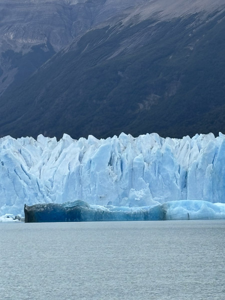 Gabrielmda's tweet photo. No tenes palabras…tenes que verlo @glaciar_moreno https://t.co/YQEcQqa4PV