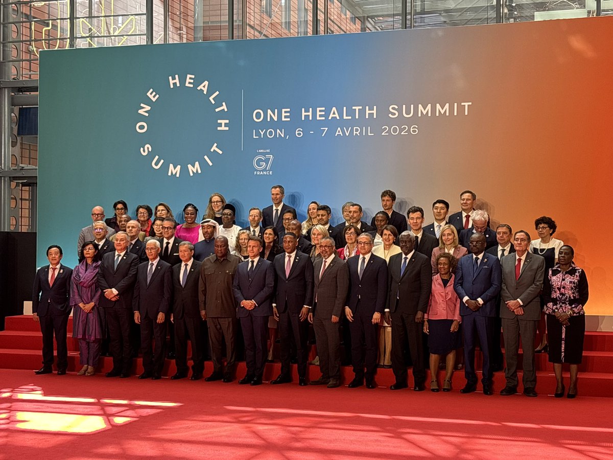 Philippe Baptiste tweet media