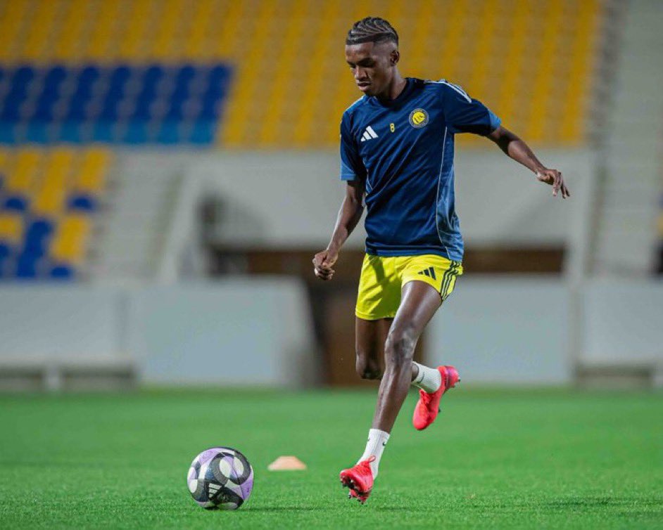 إنت محبوبي 💛💙 tweet media