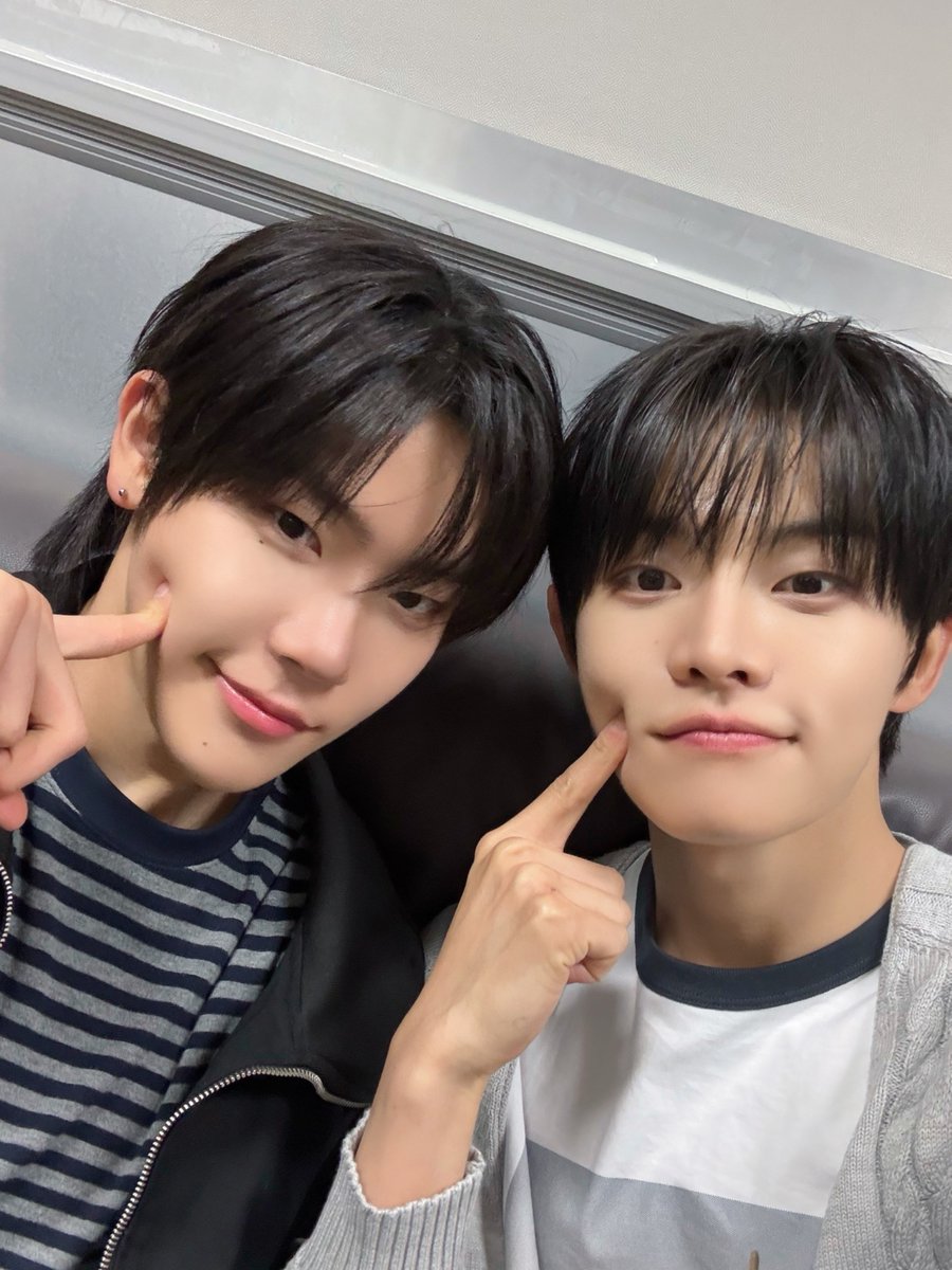 CLOSE YOUR EYES tweet media