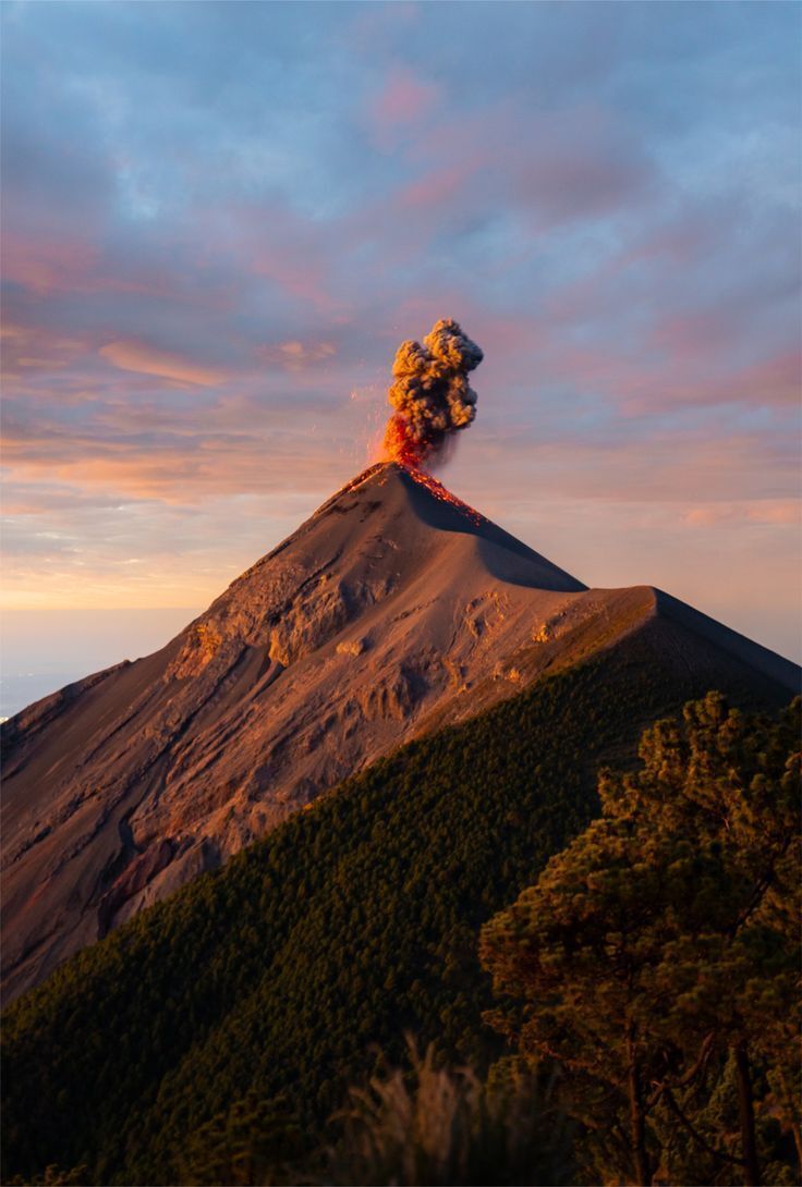 MozartCultures's tweet photo. guatemala vibes https://t.co/iTLVLk0D7F