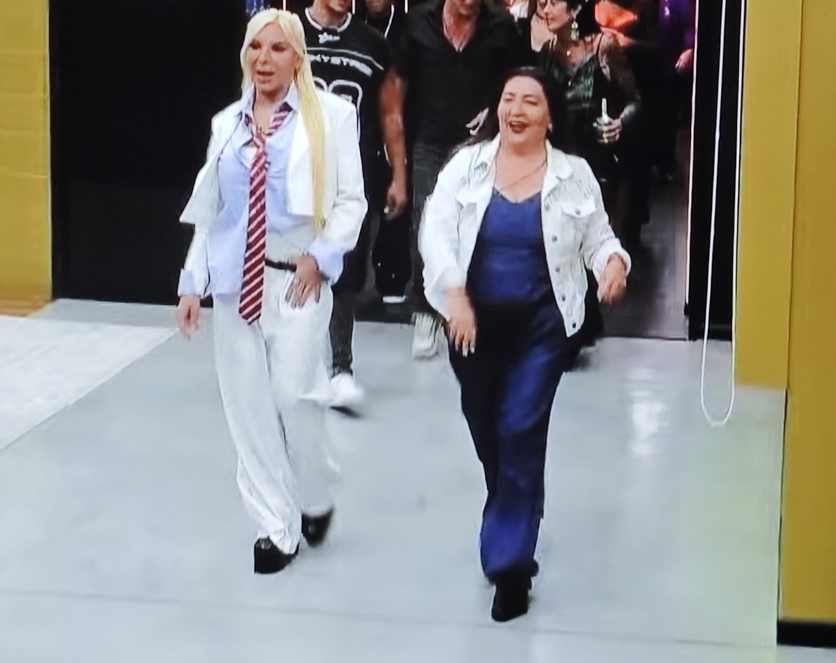 Lady Acuenta tweet media