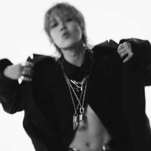 jimin updates 𝙟𝙢𝙩 tweet media